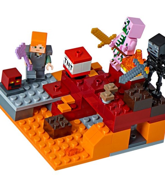 LEGO&reg; Minecraft&trade; The Nether Fight 21139