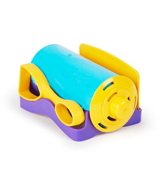 Kinetic Sand Slice N' Surprise