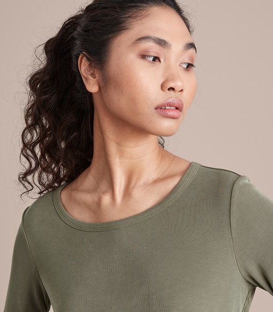 Active Yoga Ribbed Twist Front Top