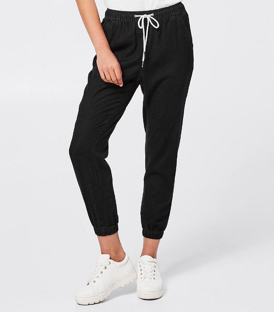 Piping Hot Tapered Denim Jogger Pants - Black