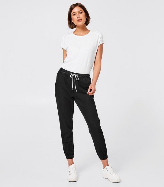 Piping Hot Tapered Denim Jogger Pants - Black