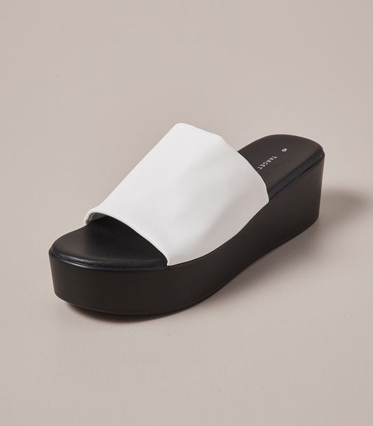 W MEYGAN WHITE FLATFORM SLIDE  SIZE 6-11