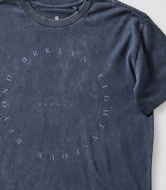 Brooklyn Graphic Print T-shirt - Navy Blue