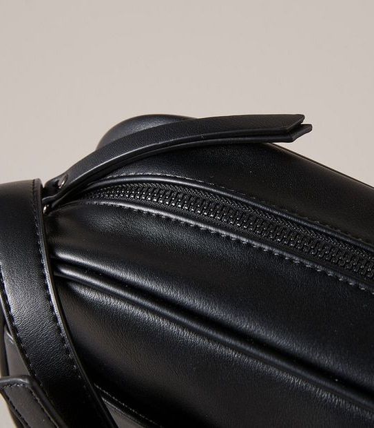 Medium Crossbody Bag