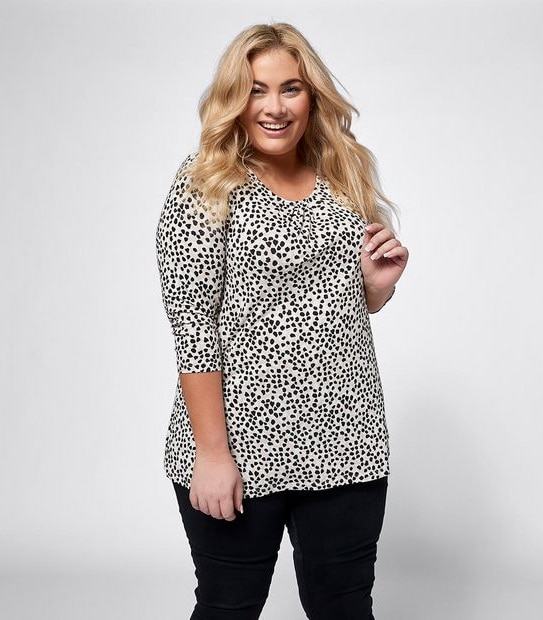 Belle Curve Pleat Front Top