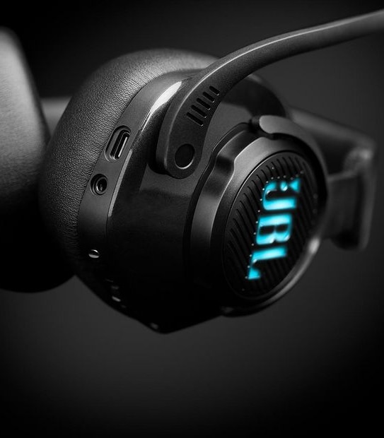 JBL Quantum 400 Gaming Over-Ear Headset
