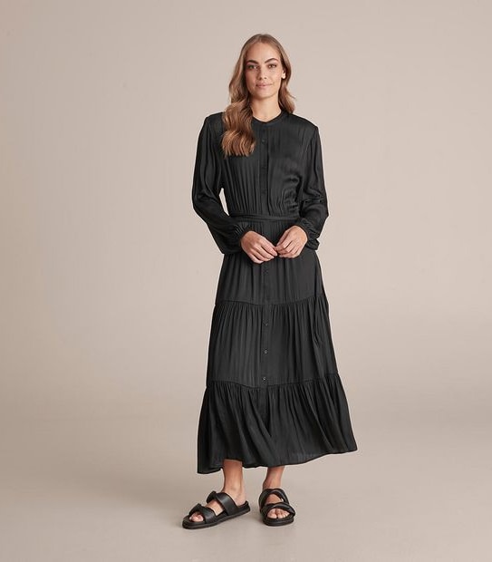 Preview Vintage Tiered Maxi Dress