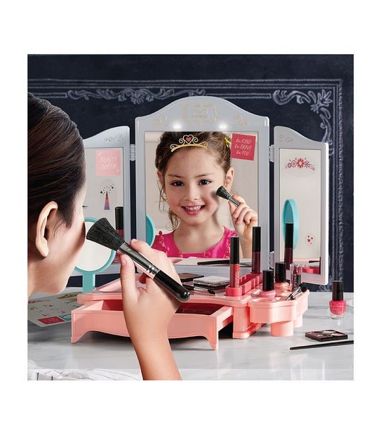 FAO Schwarz - LED Vanity Makeup Studio 30 Piece Set