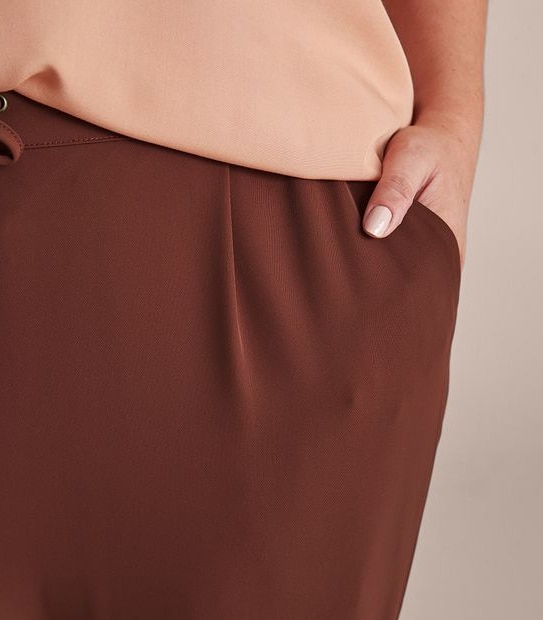 Curve Elastic Waist Jogger Pants