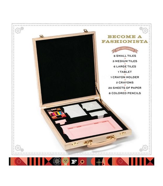 FAO Schwarz - Toy Fashion Designer Activity Plates Set