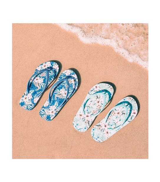 Kids Youth Piping Hot Bloom & Recycled EVA Thongs - Sage Green Tropical Hibiscus