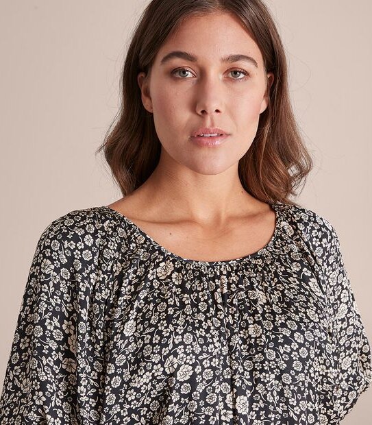 Preview Gathered T-Shirt