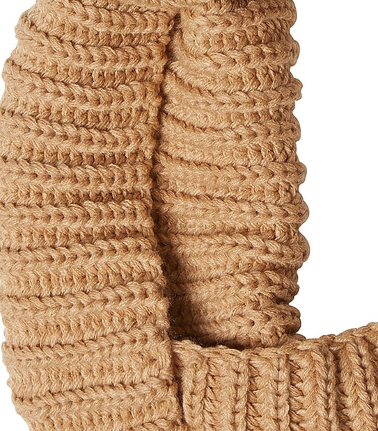 Chunky Knit Snood 2 of 2