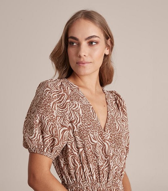 Preview Statement Puff Sleeve Midi Dress