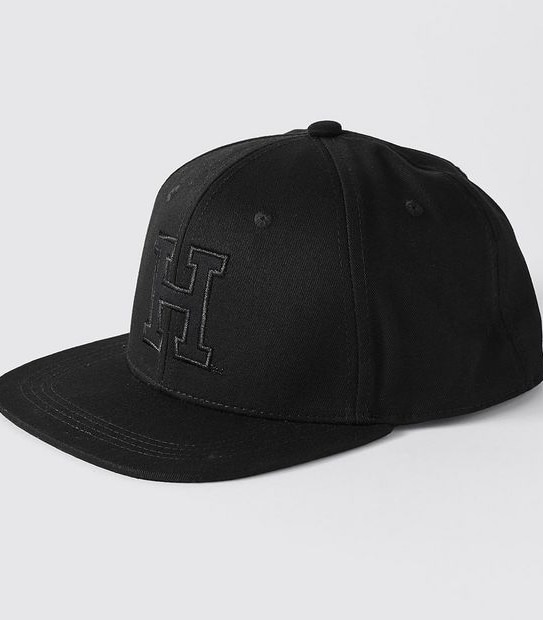 US Colleges Harvard Flat Peak Cap - Black