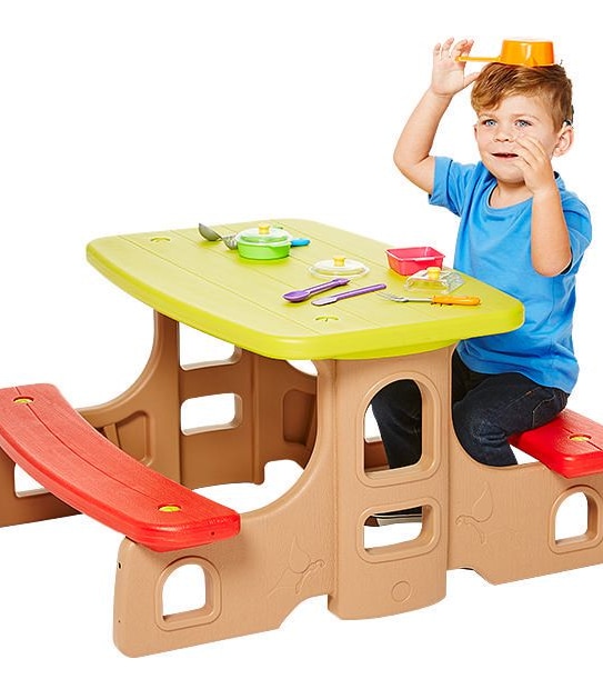 Kids Space Play & Picnic Table