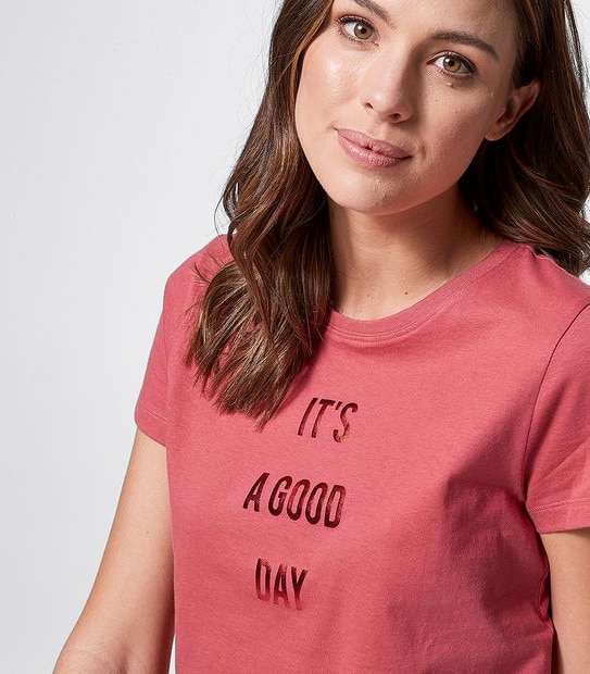 Printed Organic Cotton T-Shirt - Garnet Rose Red It's A Good Day