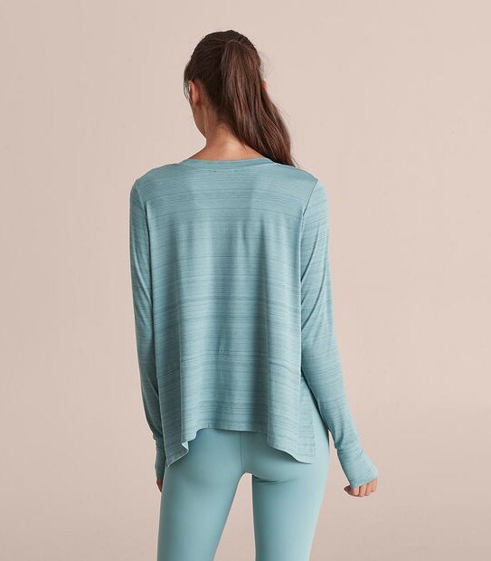 Active Long Sleeve Flowy Top