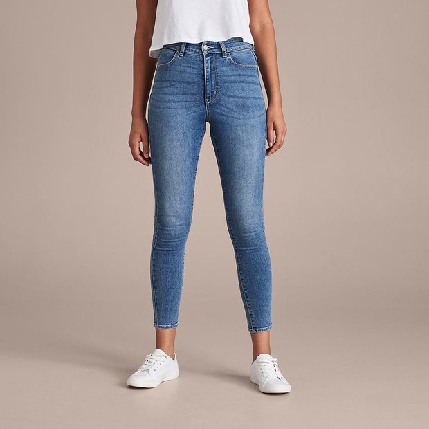 lily slim fit jeans with stretch