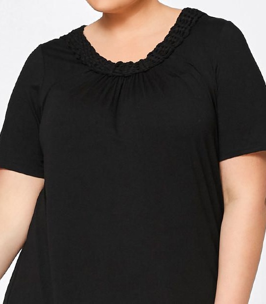 Belle Curve Macrame Neck T-Shirt 3 of 3