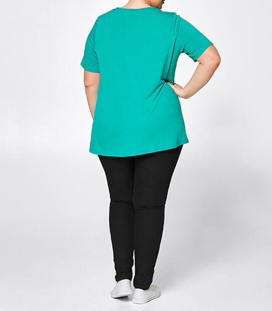 Belle Curve Macrame Neck T-Shirt