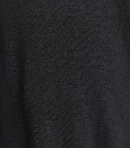 Curve V-Neck T-Shirt