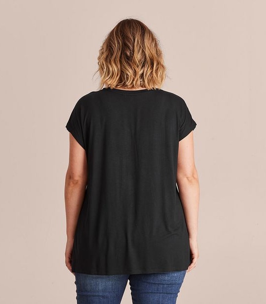 Curve V-Neck T-Shirt