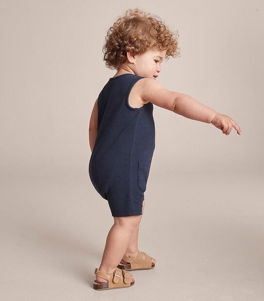 S23 249184_02 B PLAIN HENLEY WAFFLE ROMPER NAVY 4 of 5
