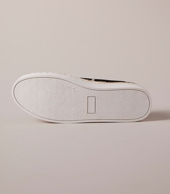 Womens Fin Knit Slip On Sneakers