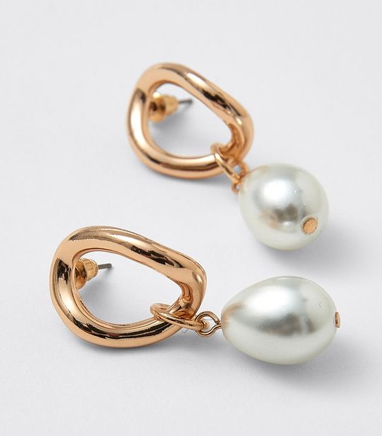 Pearl Metal Stud Earrings