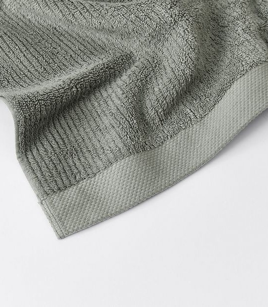 Classic Ribbed Bath Sheet