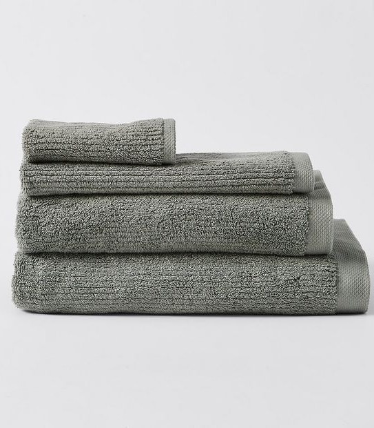 Classic Ribbed Hand Towel