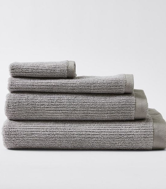 Classic Ribbed Bath Towel