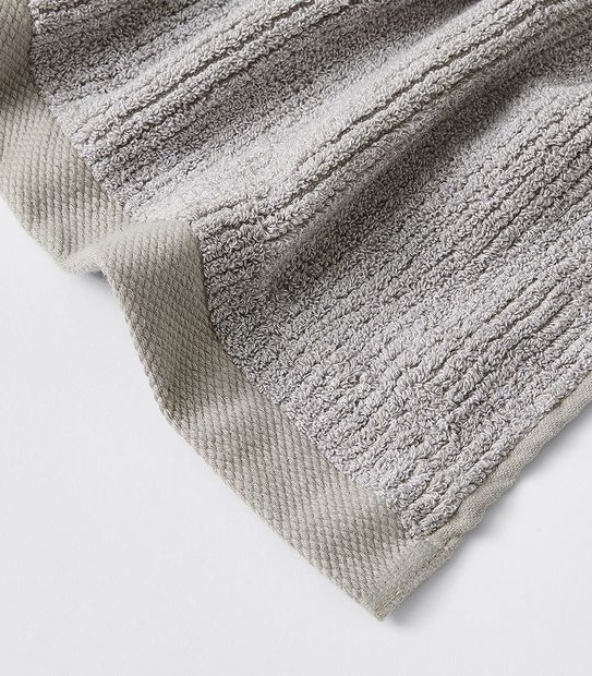 Classic Ribbed Bath Towel