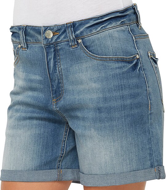 Boyfriend Denim Shorts - Light Wash