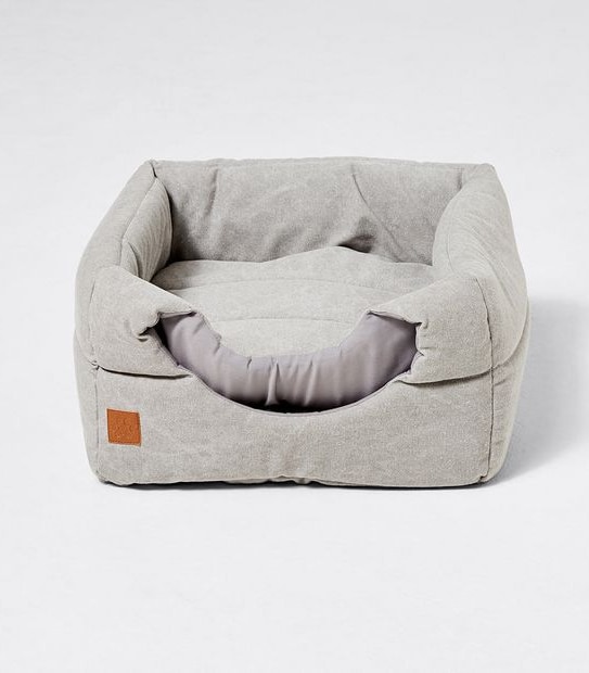 Patch & Socks Pacha Cat Cave