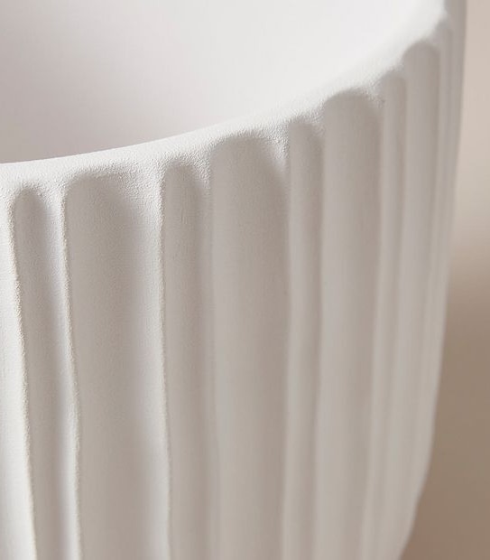 Ribbed Planter Pot - Large
