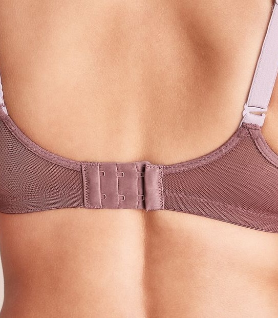Be By Berlei High Impact Non-Contour Sports Bra; Style: YX8XT