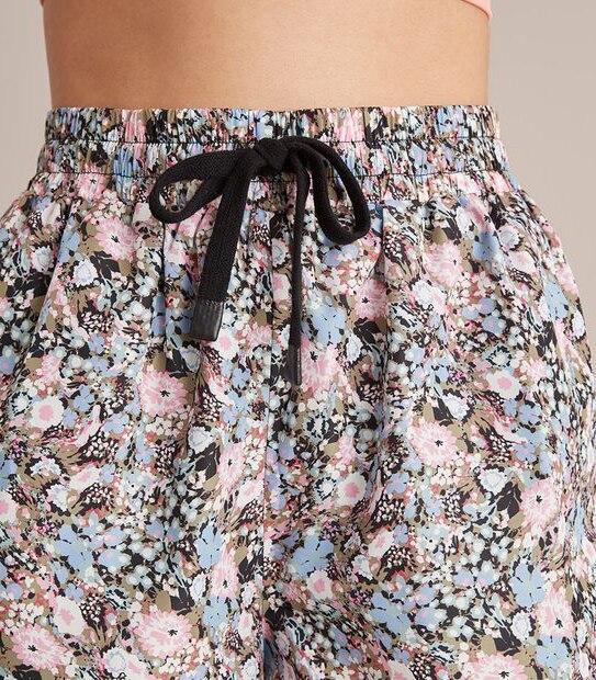 Active Printed Spray Shorts