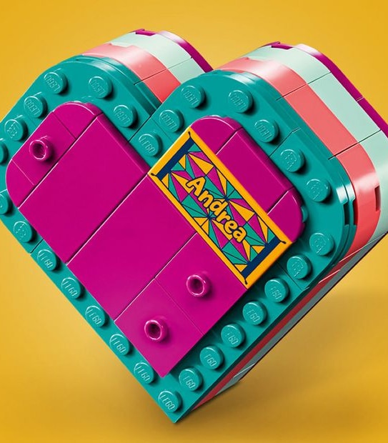 LEGO&reg; Friends Andrea's Summer Heart Box 41384