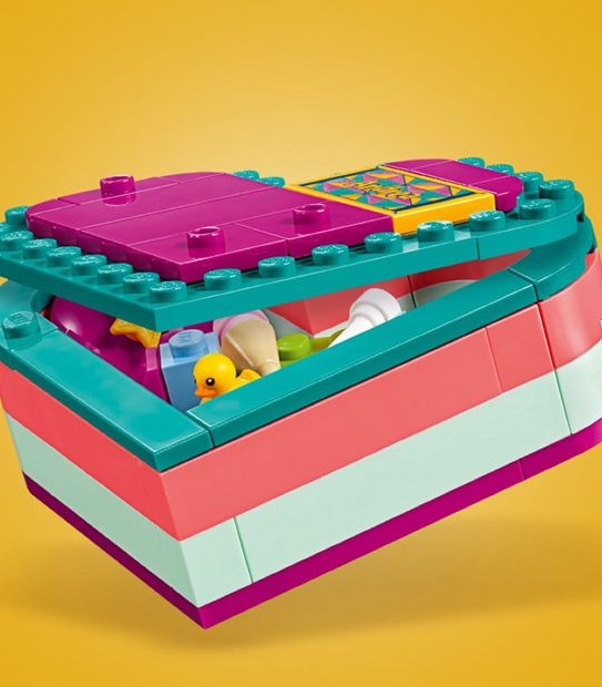 LEGO&reg; Friends Andrea's Summer Heart Box 41384