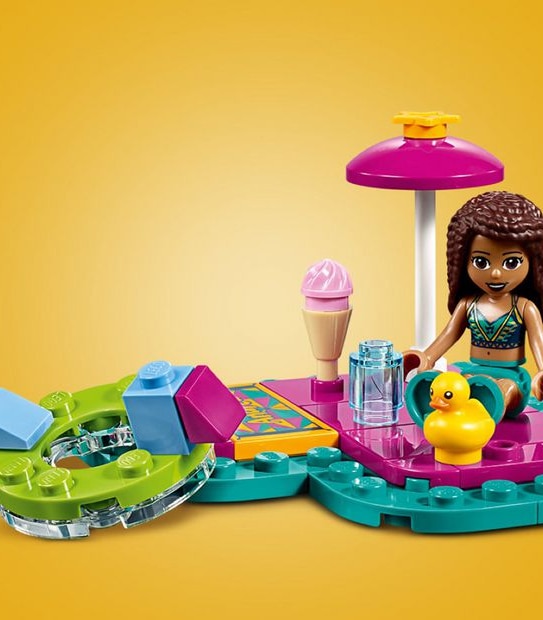 LEGO&reg; Friends Andrea's Summer Heart Box 41384