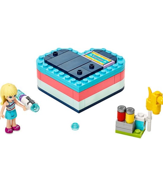 LEGO&reg; Friends Stephanie's Summer Heart Box 41386
