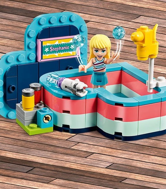 LEGO&reg; Friends Stephanie's Summer Heart Box 41386