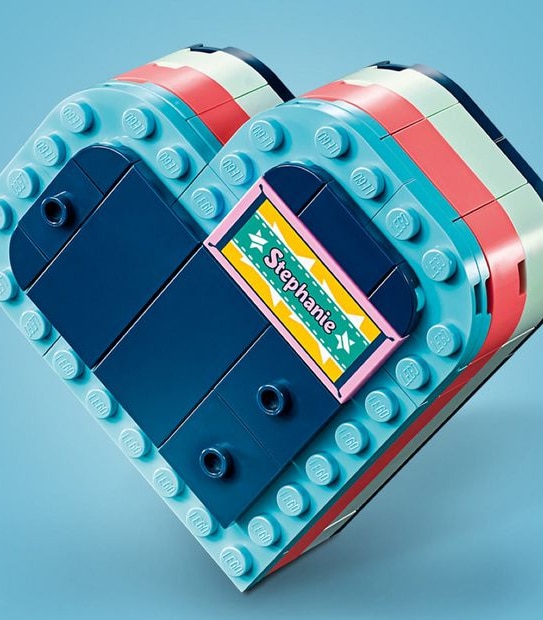 LEGO&reg; Friends Stephanie's Summer Heart Box 41386