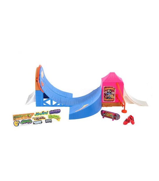 Hot Wheels Skate Amusement Park Skate Set, Playset