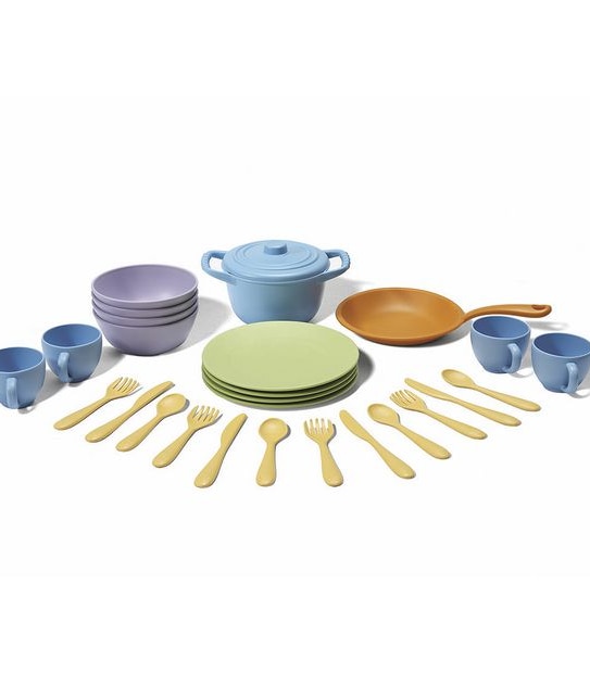 Green Toys Cookware & Dining Set