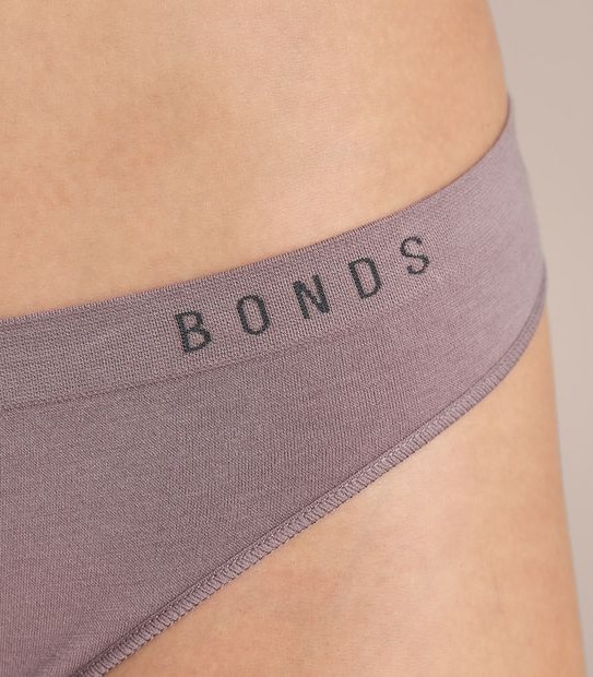 Bonds Seamfree G-String Briefs; Style: WWGET