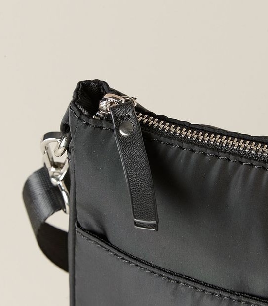 Active Crossbody Bag