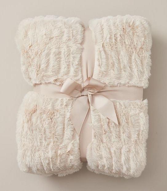 Ava Faux Fur Throw